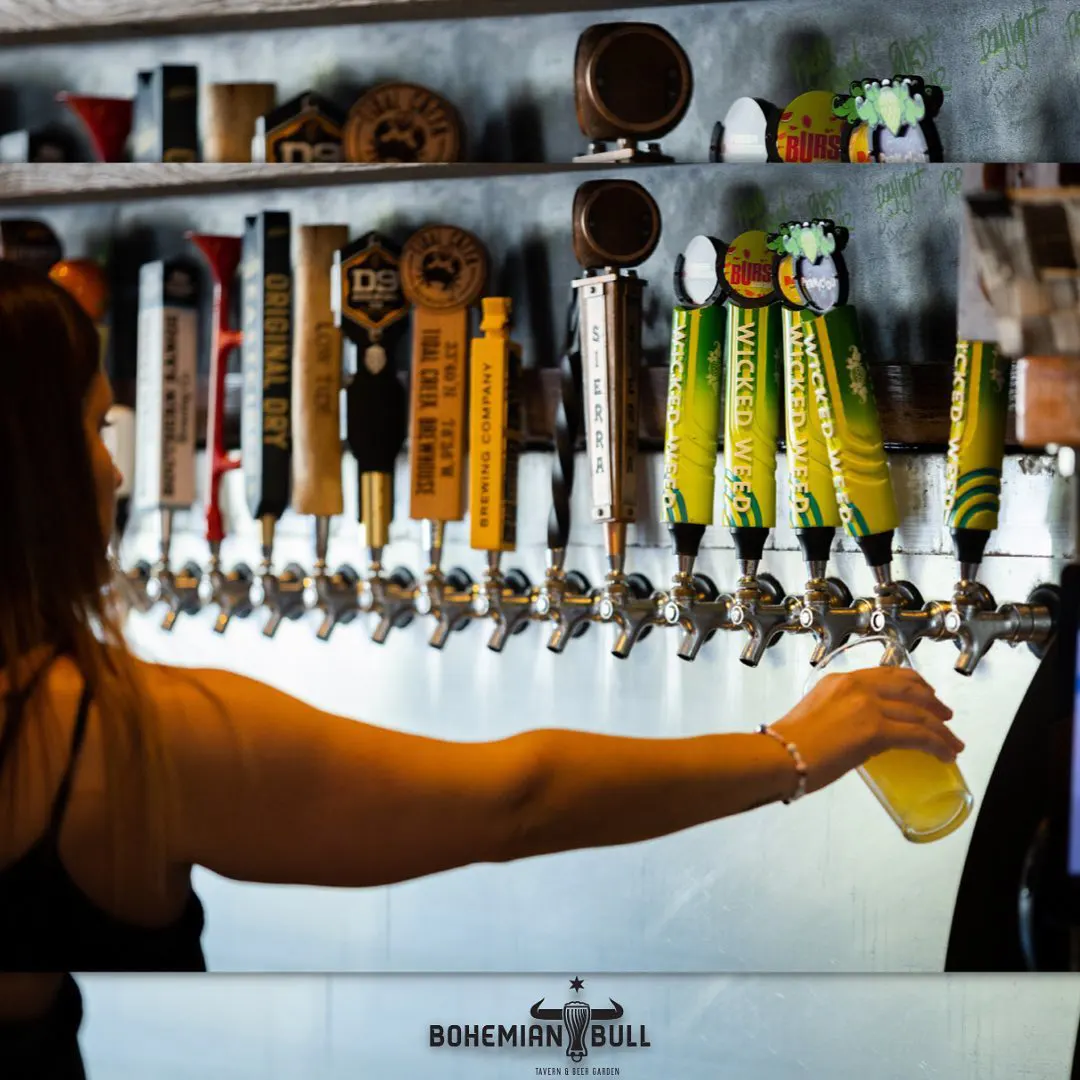 how to start a tavern business